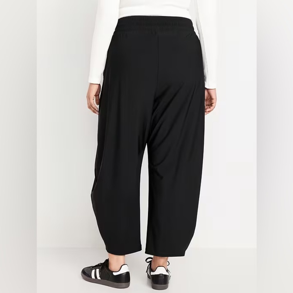 NEW! Old Navy High-Waisted SleekTech Barrel Ankle Pants🏸 - Picture 11 of 12